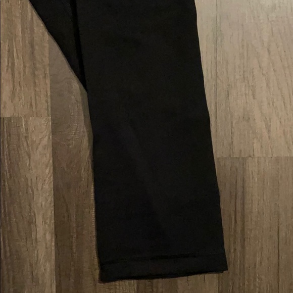 Lululemon leggings - Picture 2 of 6